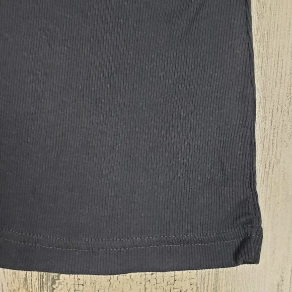 NWOT Point Sportswear Dark Gray Ribbed Racerback Tank Top Women's Size Medium - Picture 7 of 9
